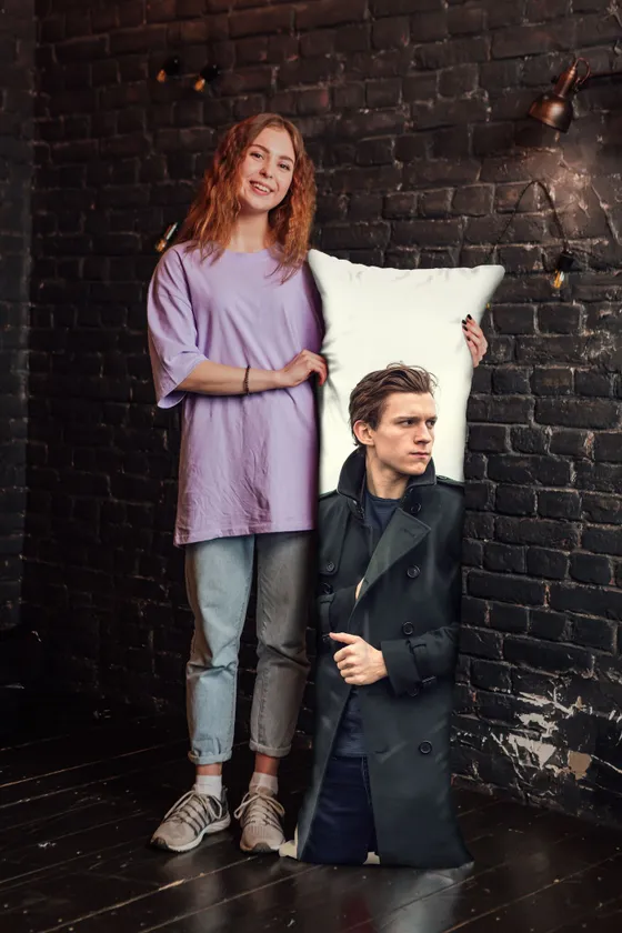 Дакимакура Том Холланд №3