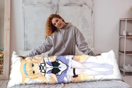 Дакимакура Судзуран