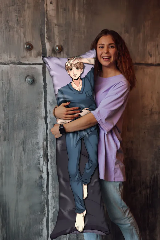 Дакимакура Ким Дан