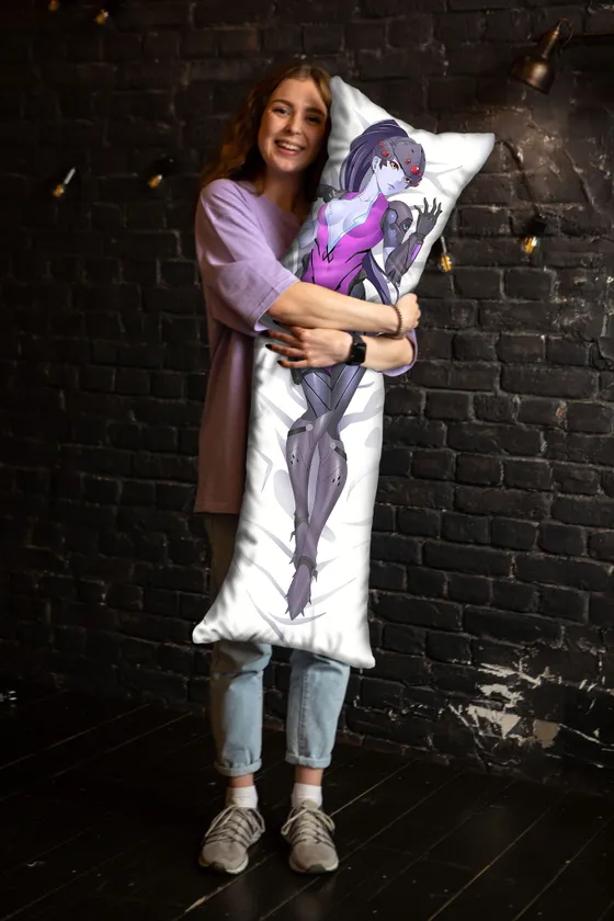 Дакимакура Роковая вдова